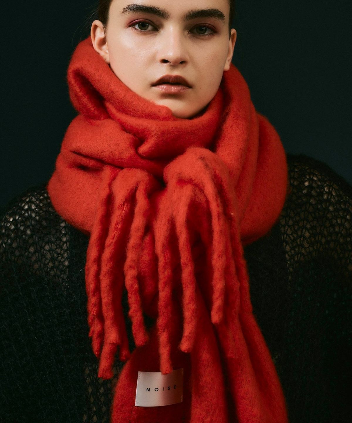 追加③】ボリュームフリンジマフラー*レッド*＜NMA-G25＞ | NOISE