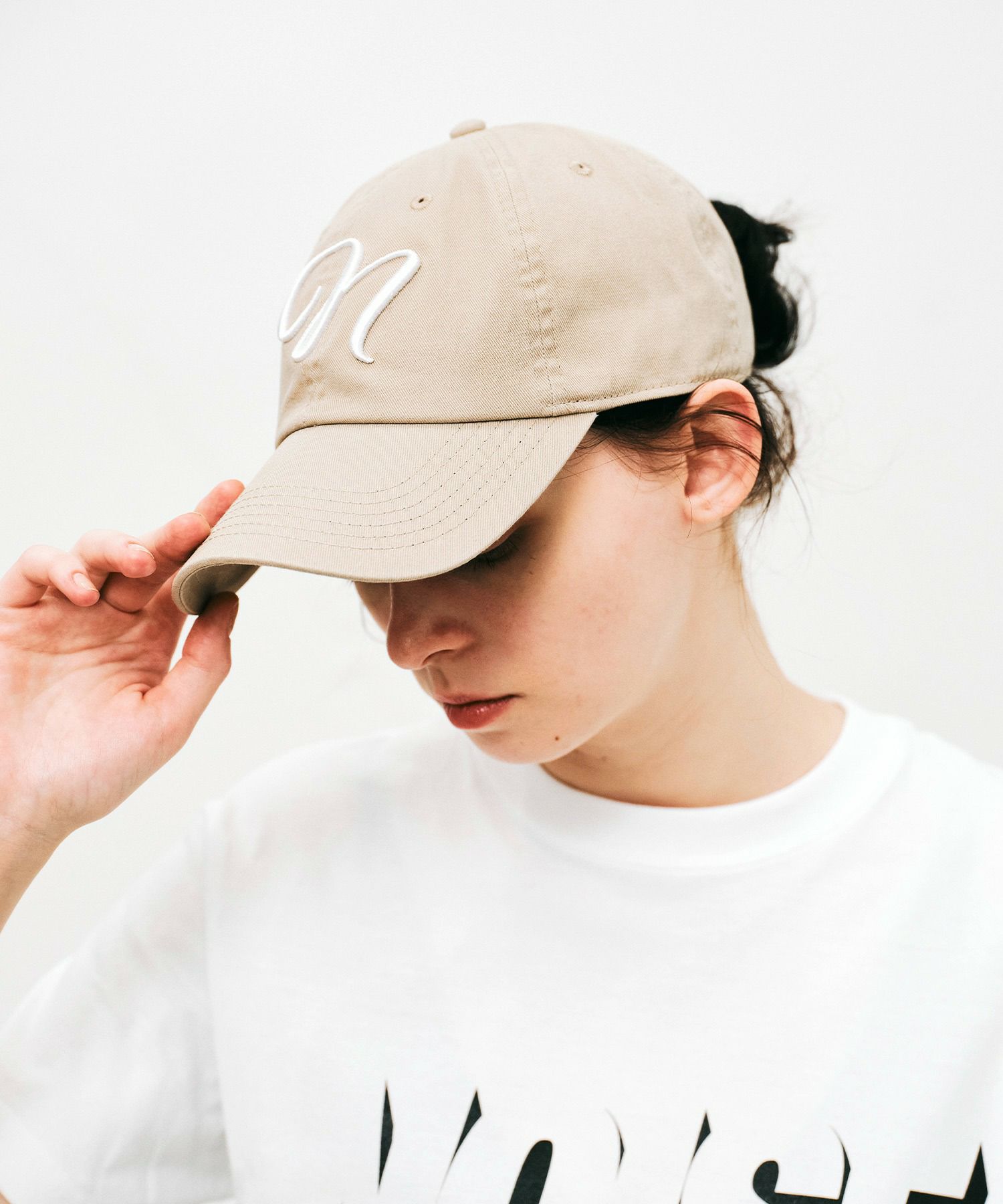 クラシックNロゴ立体刺繍キャップ*ベージュ*＜NM-UCAP02＞ | NOISE